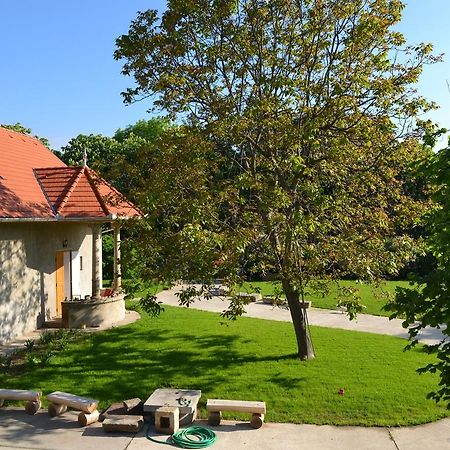 Turjan Vendeghaz Hotell Erdőbénye Exteriör bild