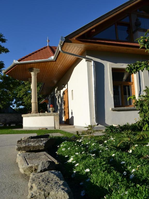 Turjan Vendeghaz Hotell Erdőbénye Exteriör bild